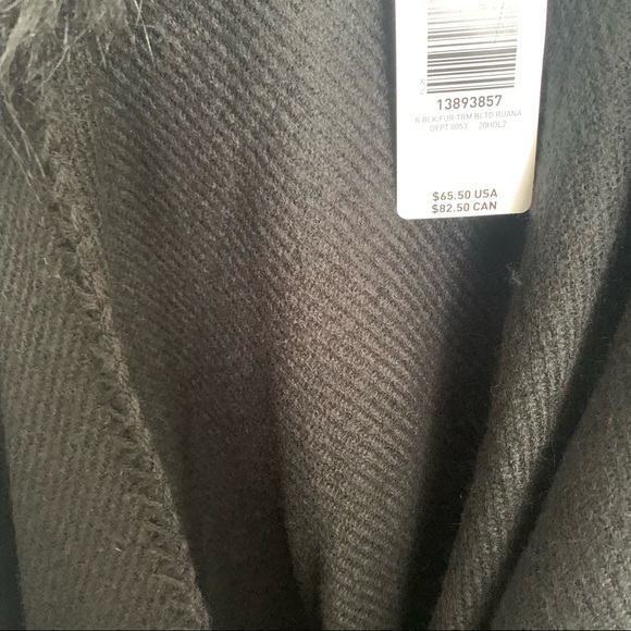 Torrid Faux Fur Collar Ruana - One Size - Picture 7 of 10